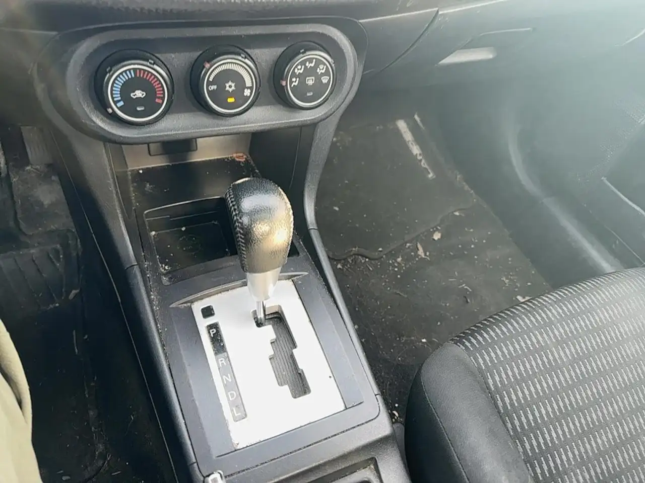 Mitsubishi Lancer снимка Mitsubishi Lancer