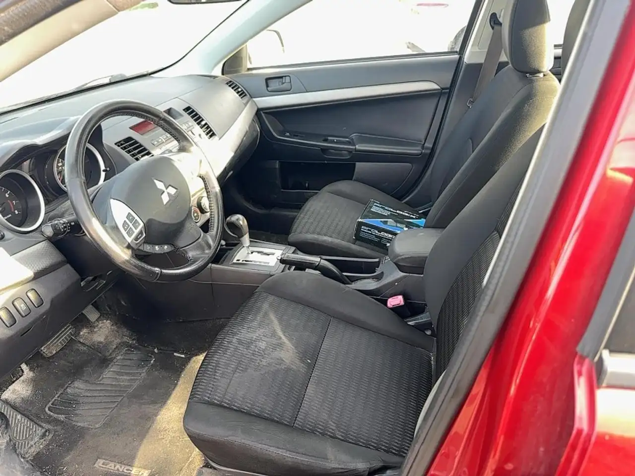 Mitsubishi Lancer снимка Mitsubishi Lancer