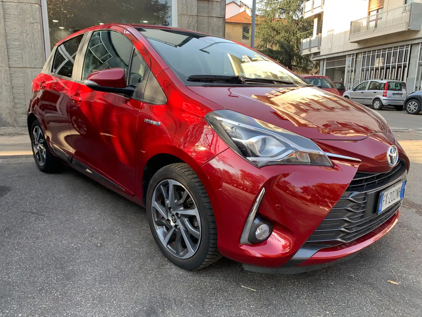 Toyota Yaris Yaris III 2017 5p 1.5h My20 Rouge - 1