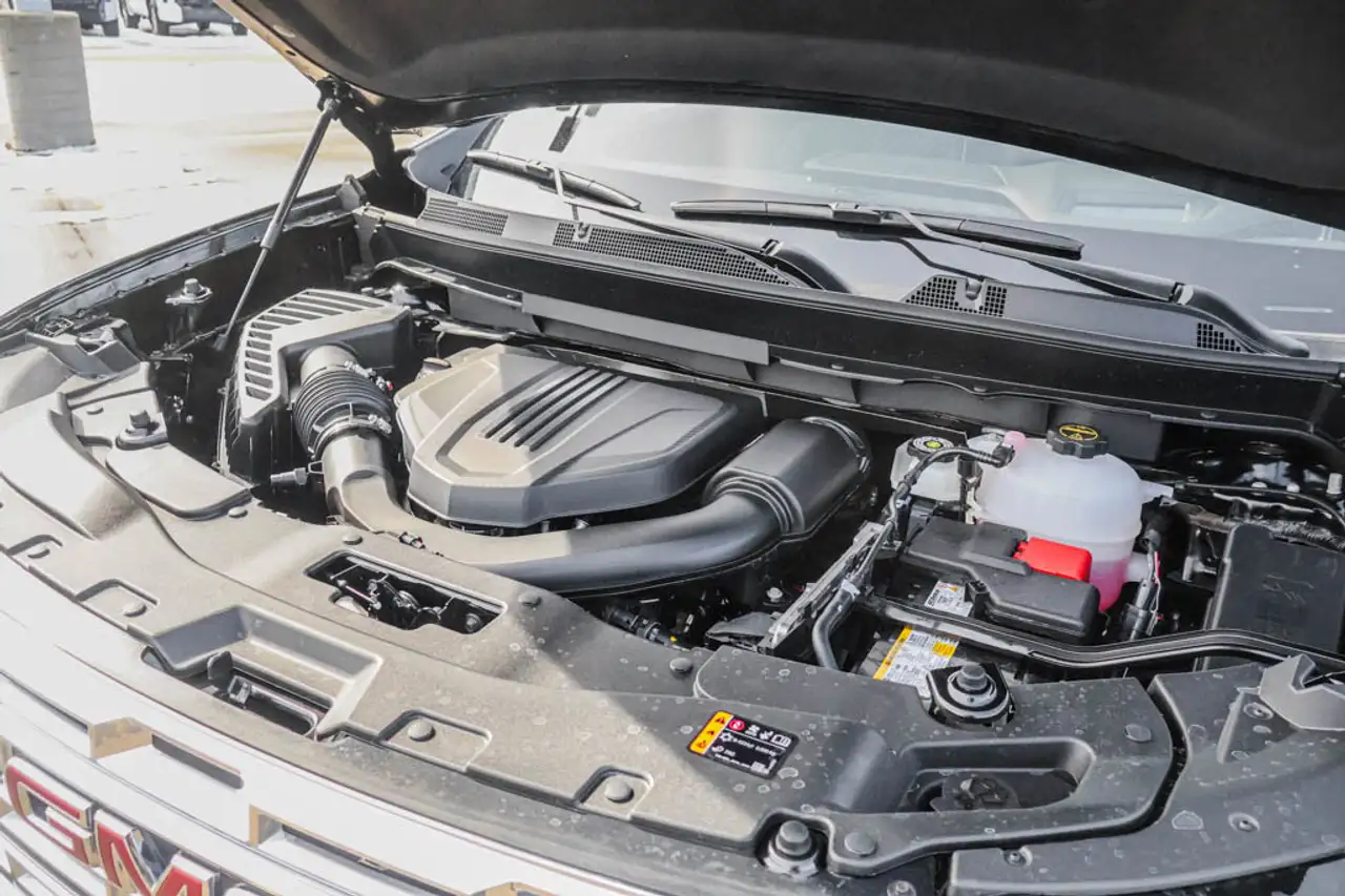 GMC Acadia снимка GMC Acadia