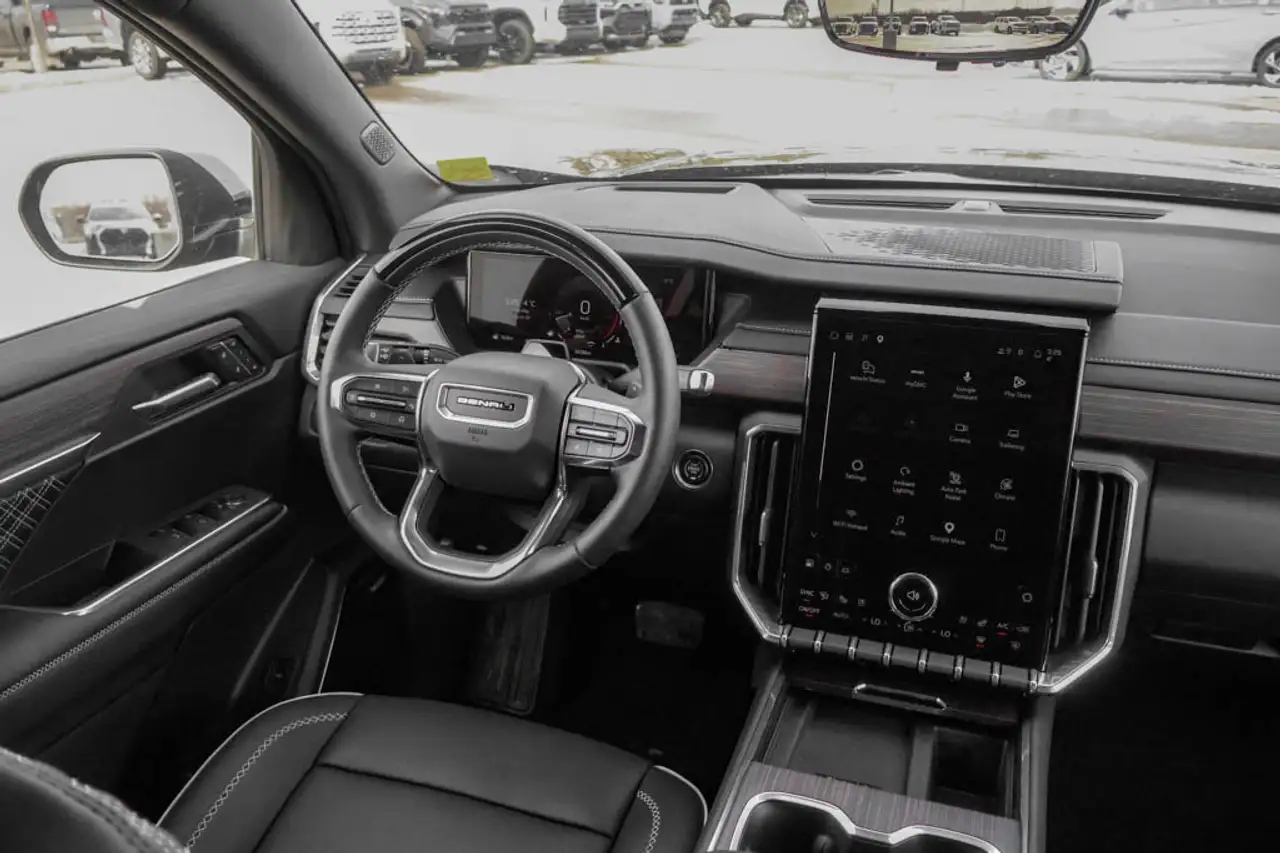 GMC Acadia снимка GMC Acadia