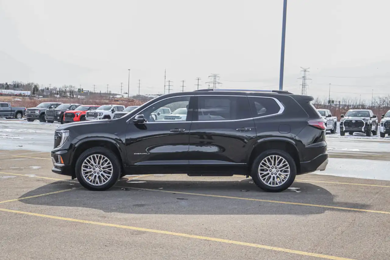 GMC Acadia снимка GMC Acadia