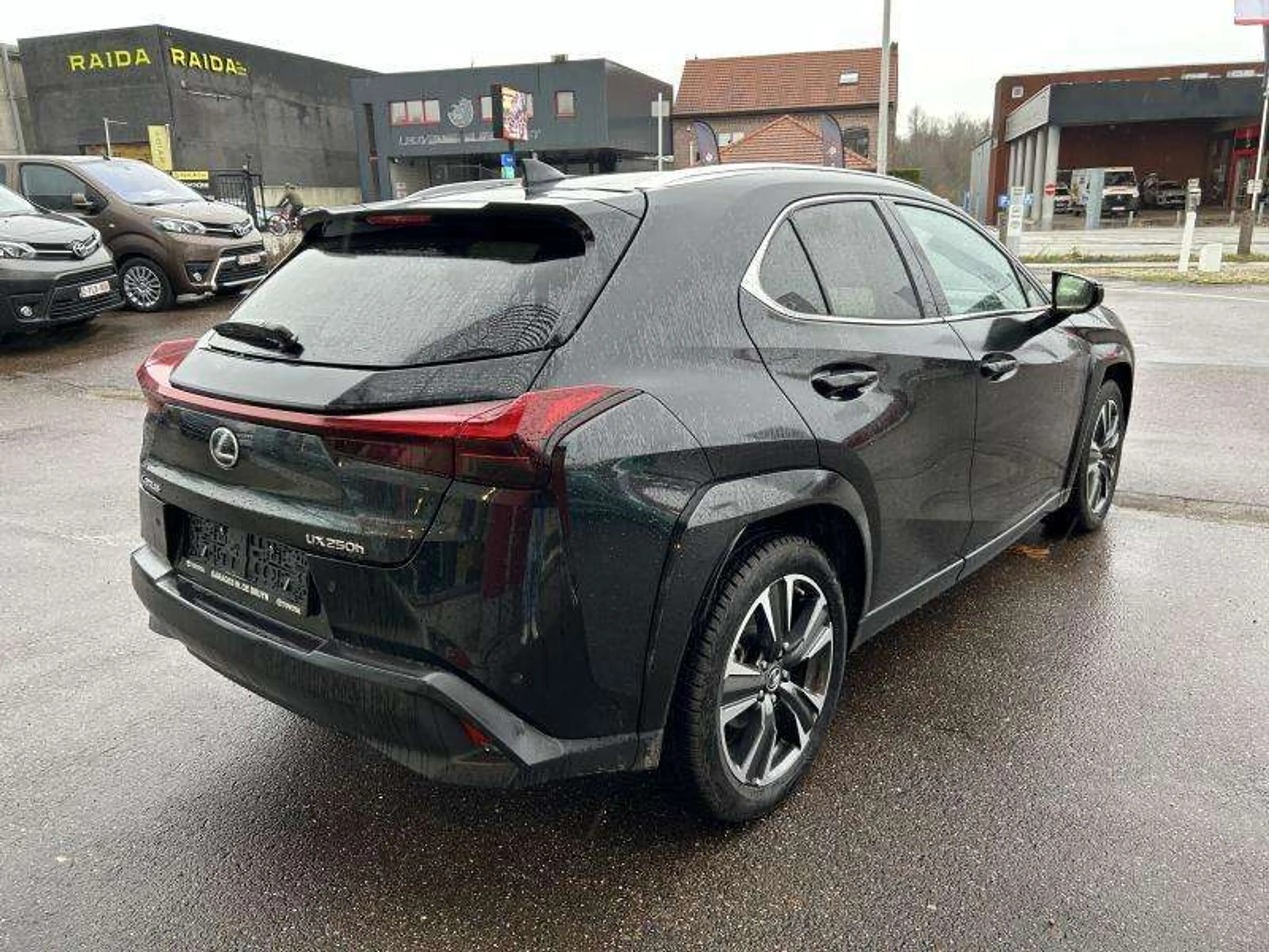 Lexus UX 250h Privilege Line — photo 7