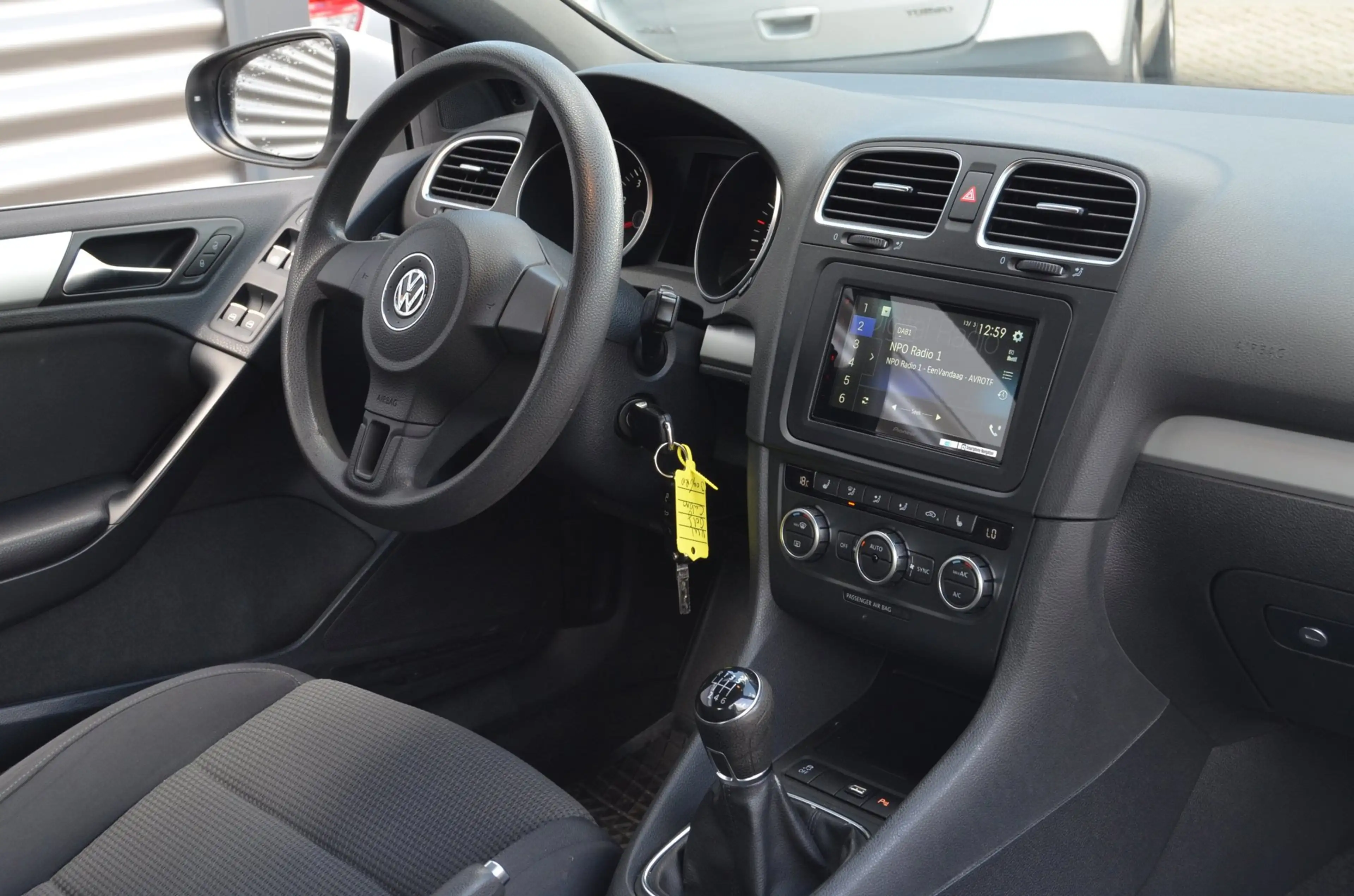 Volkswagen Golf Cabriolet 1.2 TSI BlueMotion|STOELVERW.|CARPLAY-NAVI|BLUETOO — photo 11