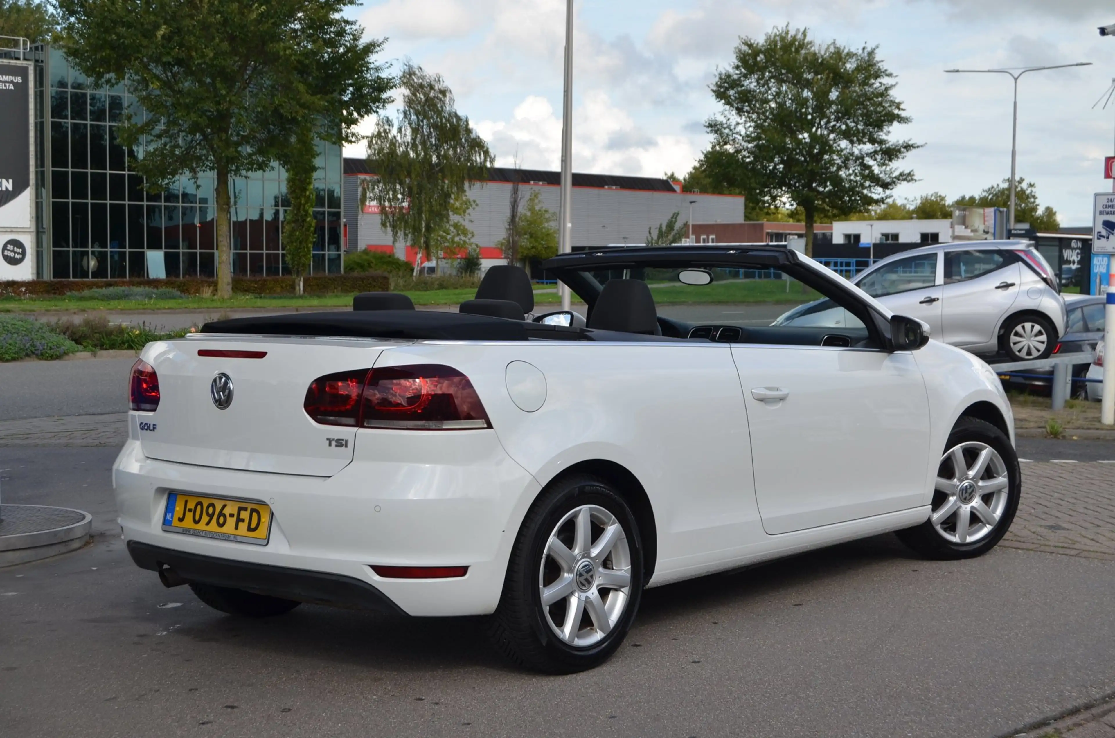 Volkswagen Golf Cabriolet 1.2 TSI BlueMotion|STOELVERW.|CARPLAY-NAVI|BLUETOO — photo 22