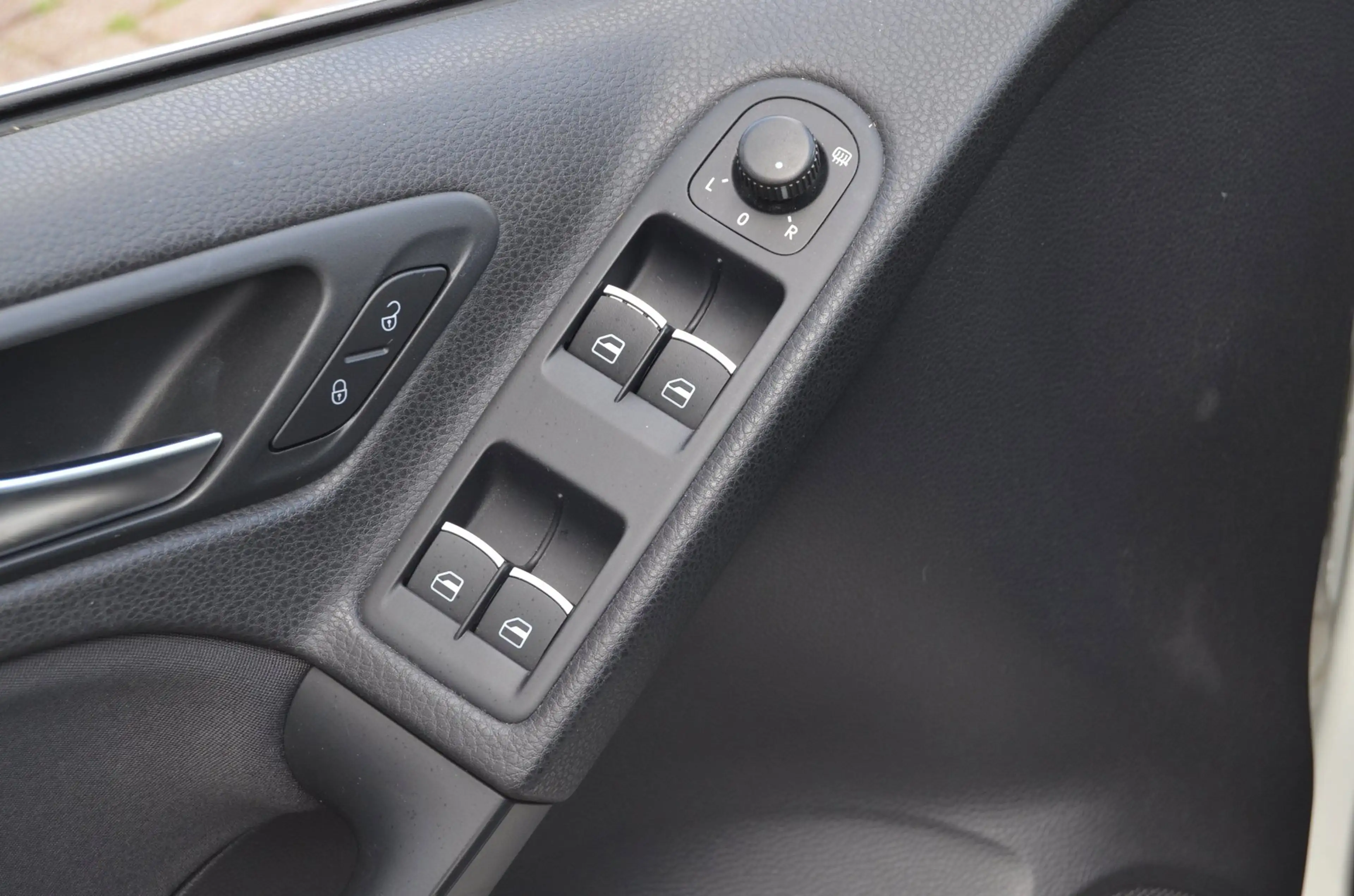 Volkswagen Golf Cabriolet 1.2 TSI BlueMotion|STOELVERW.|CARPLAY-NAVI|BLUETOO — photo 12