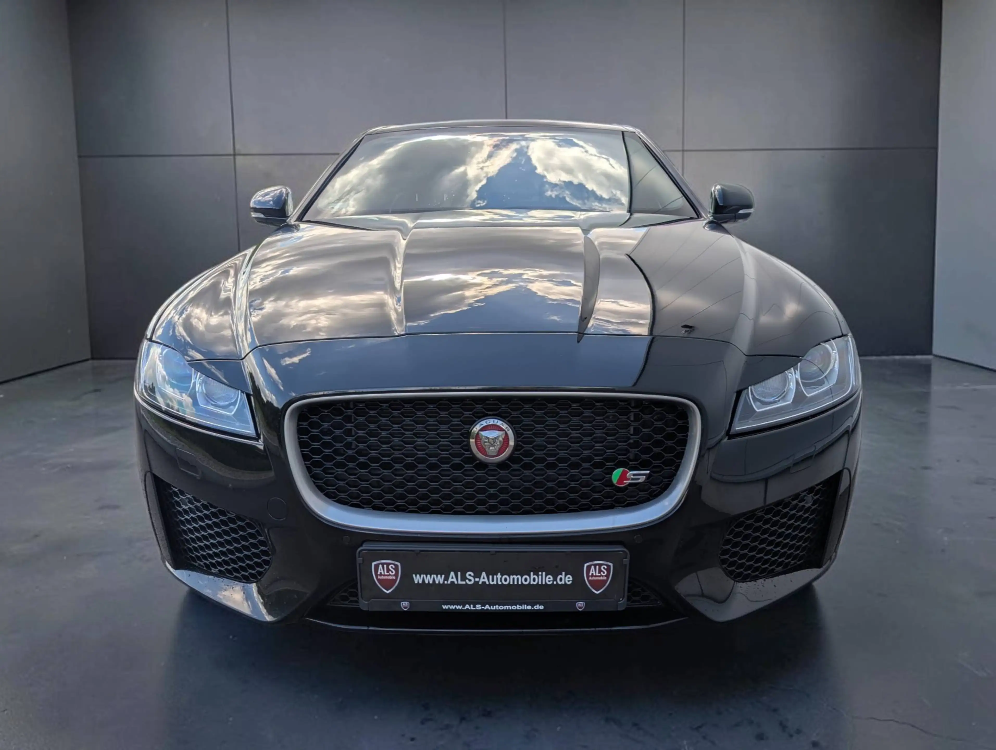 Jaguar XF S AWD"Leder, Navi, Panorama, R-Sport, LED" — photo 2