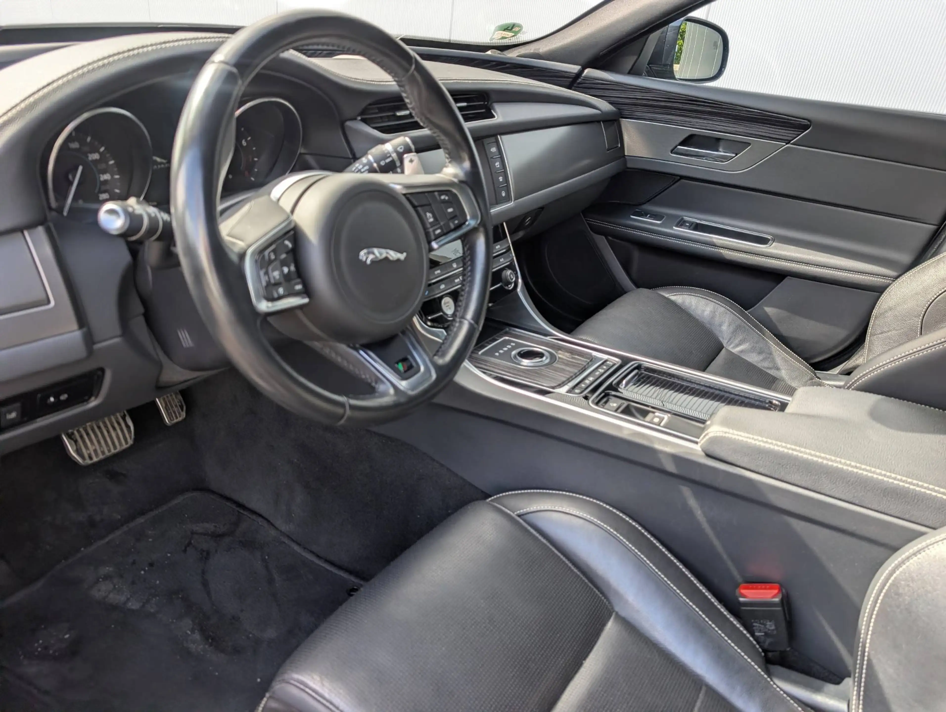 Jaguar XF S AWD"Leder, Navi, Panorama, R-Sport, LED" — photo 11
