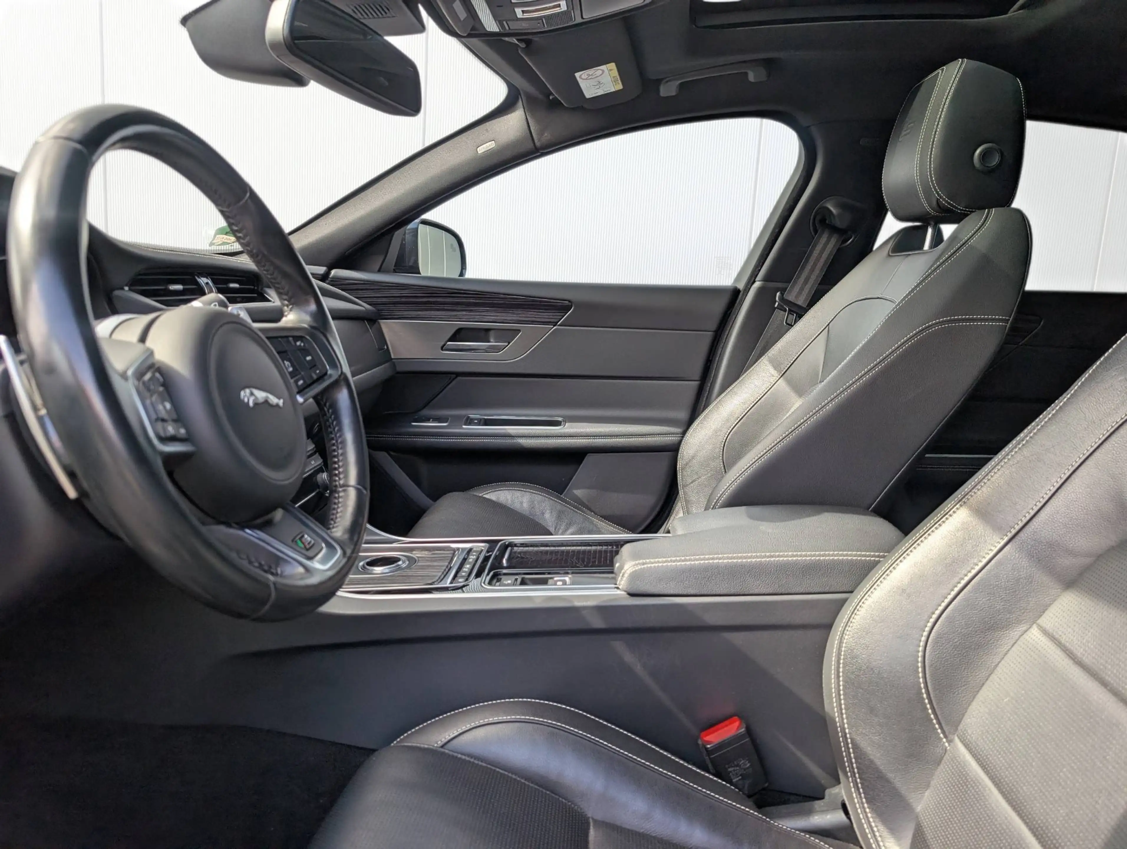 Jaguar XF S AWD"Leder, Navi, Panorama, R-Sport, LED" — photo 10