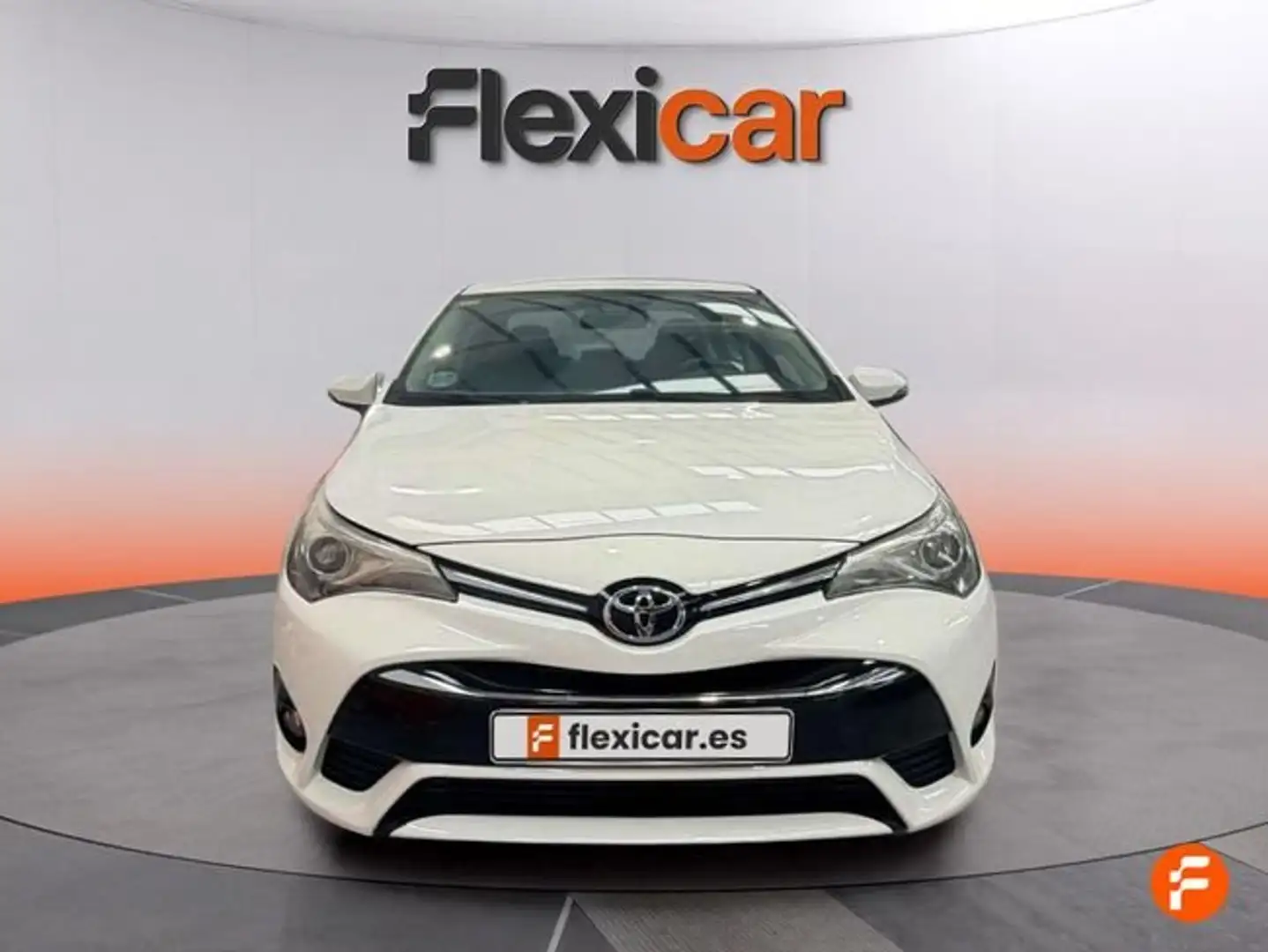 Toyota Avensis 150D Advance Blanco - 2