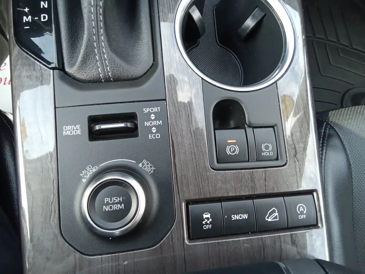 Toyota Highlander снимка Toyota Highlander