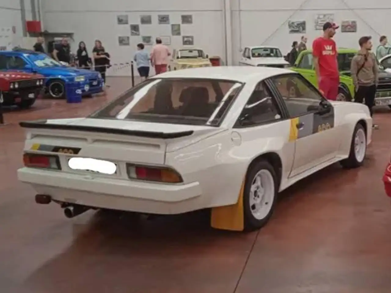 Opel Manta 2.0i GTE, foto 4