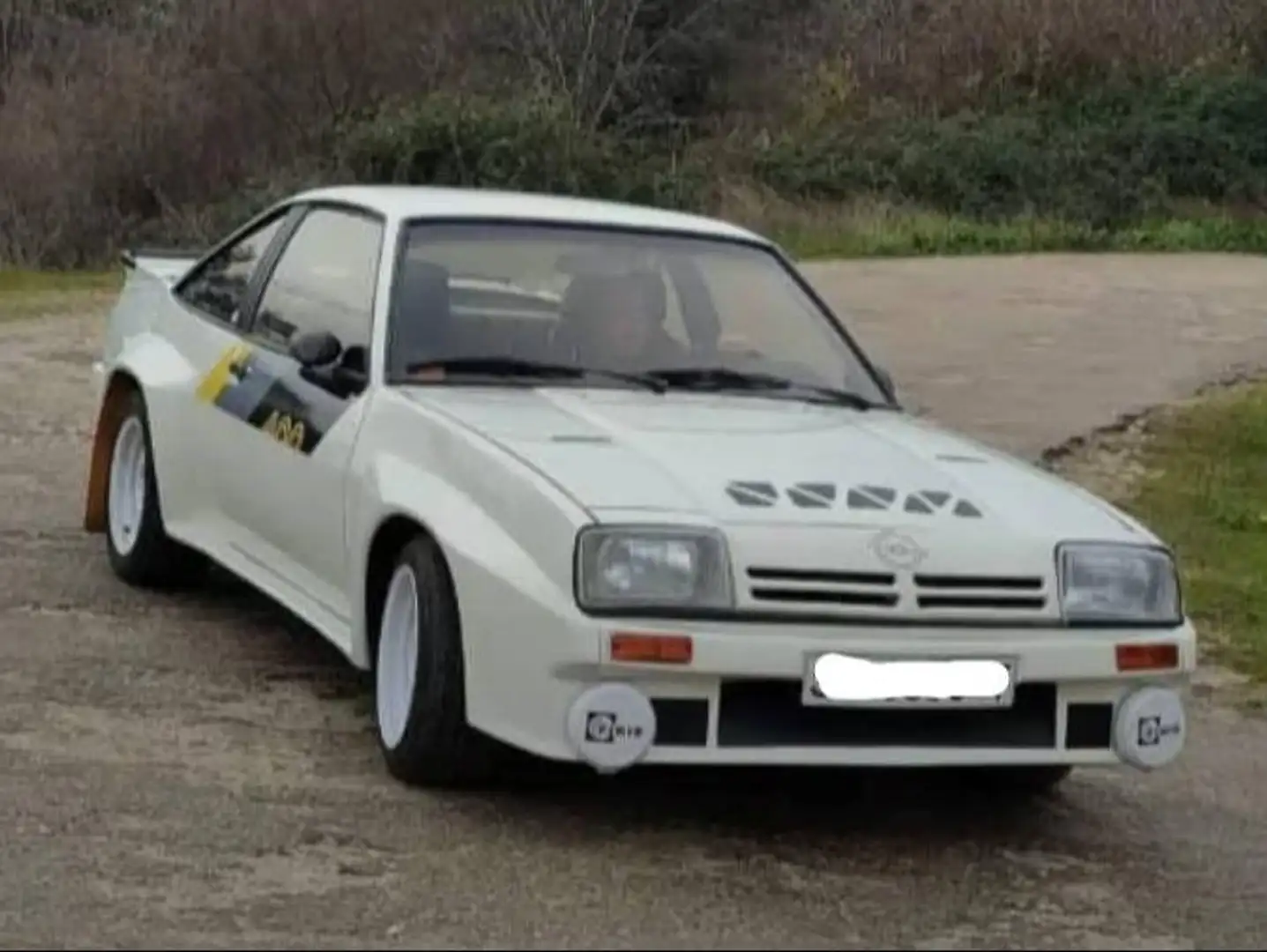 Opel Manta Manta 2.0i GTE Weiß - 2