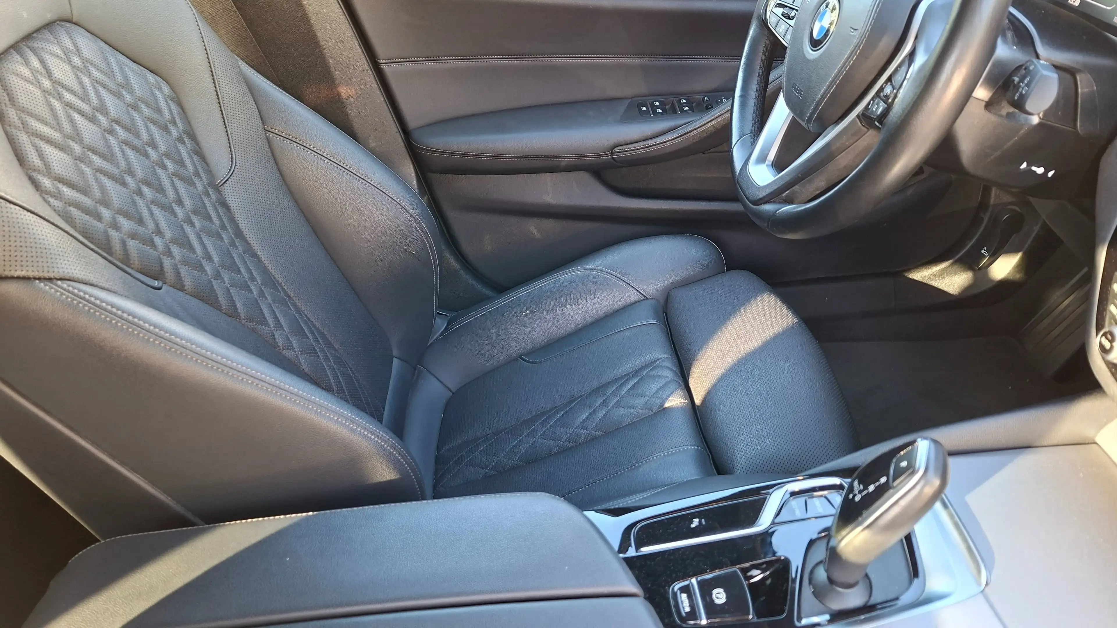 BMW 520 d Touring A, 1.Hd. Unfallfrei, — photo 11