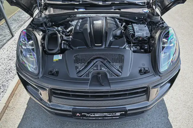 Porsche Macan view 7