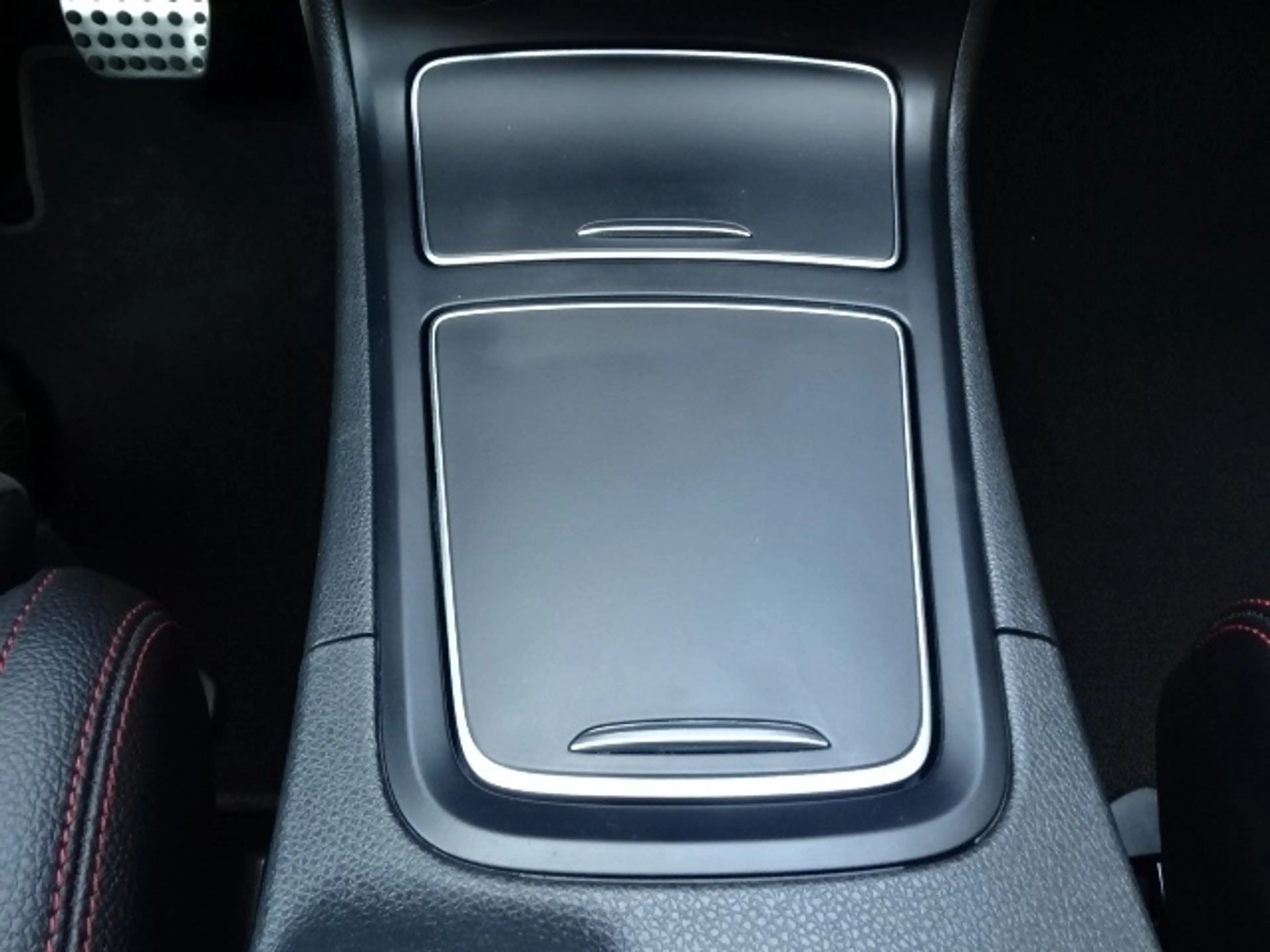 Mercedes-Benz B 180 Business Solution AMG — photo 19