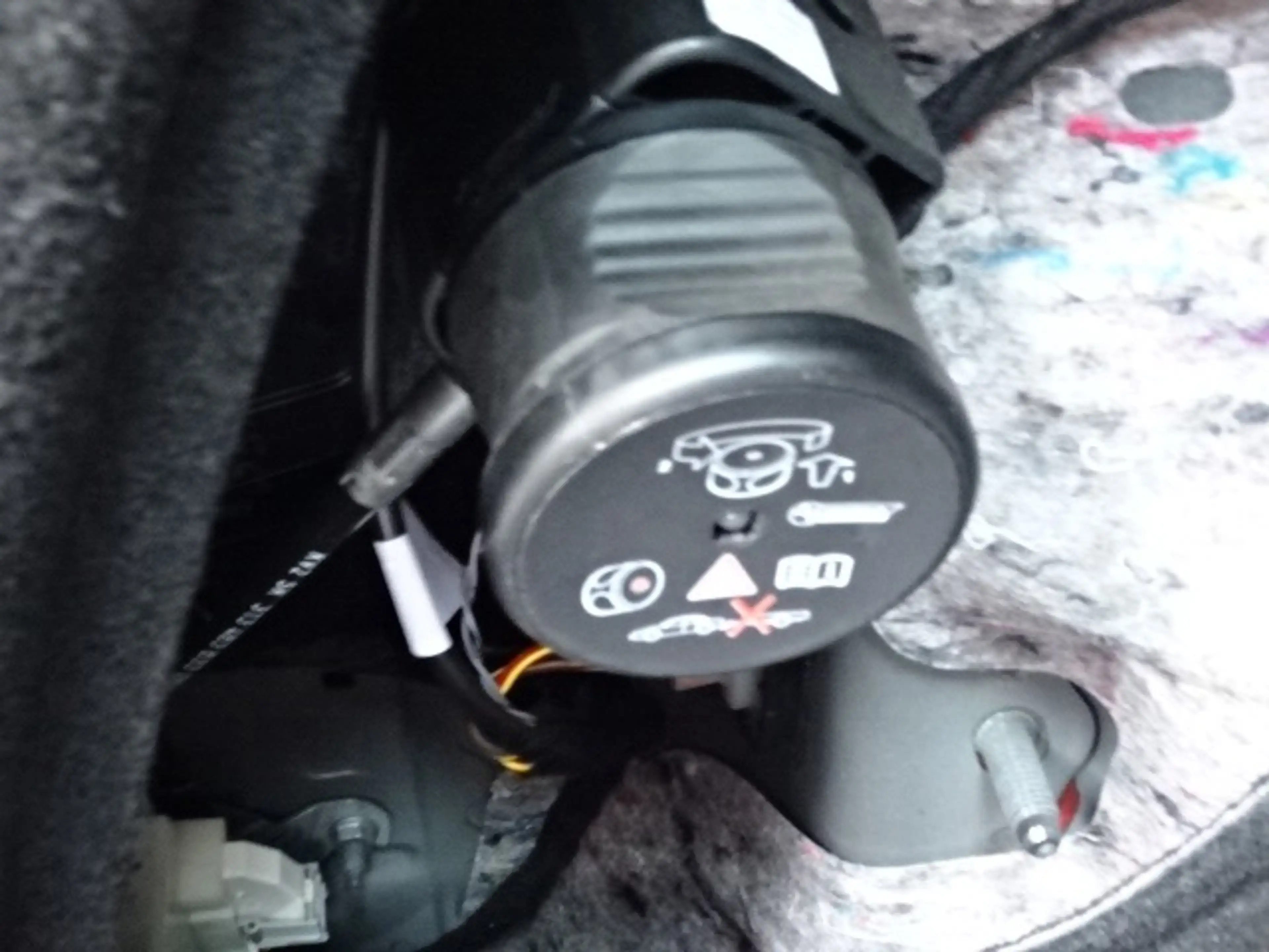 Mercedes-Benz B 180 Business Solution AMG — photo 6