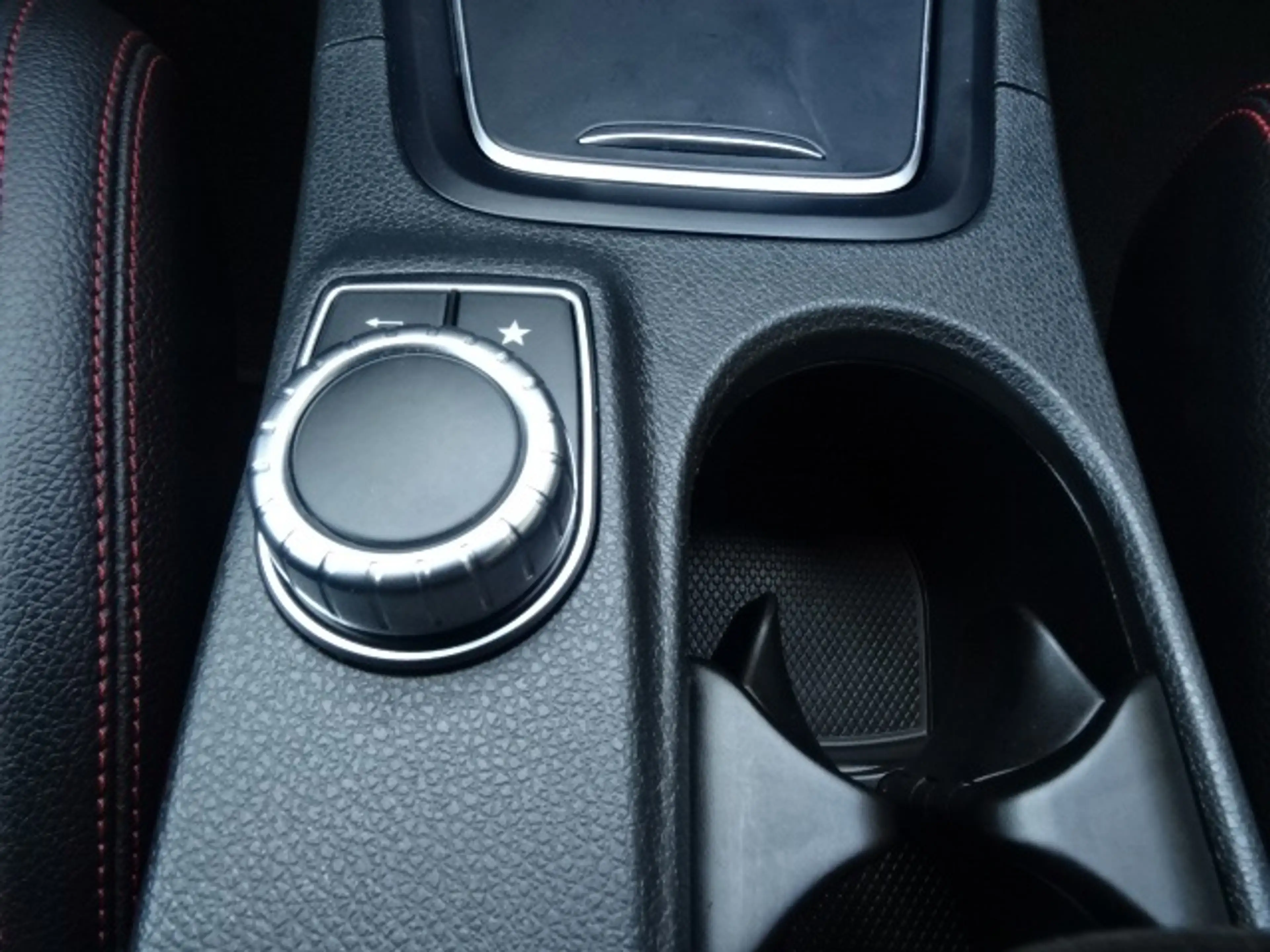 Mercedes-Benz B 180 Business Solution AMG — photo 18