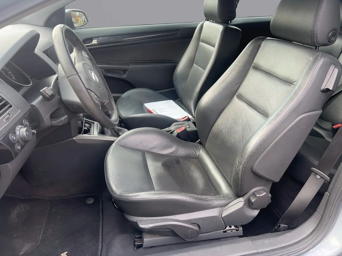 Opel Astra H GTC Cosmo 1.8 *Leder* Grau - 2