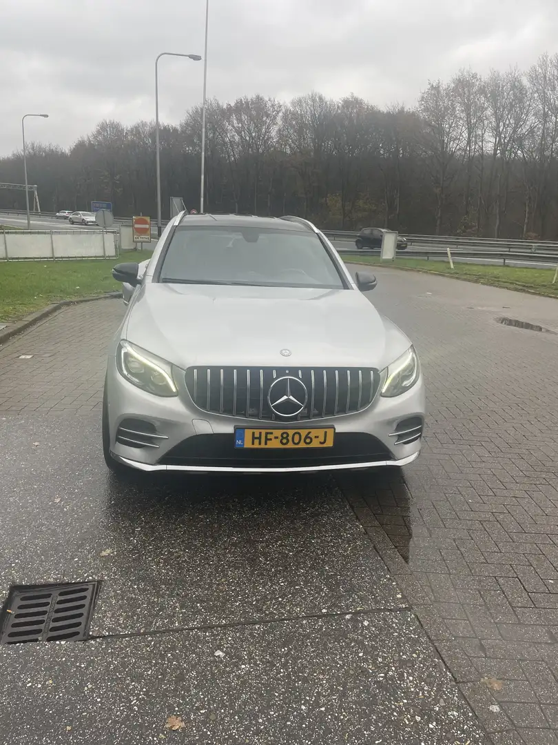 Mercedes-Benz GLC 250 4M. Ambition Gri - 2