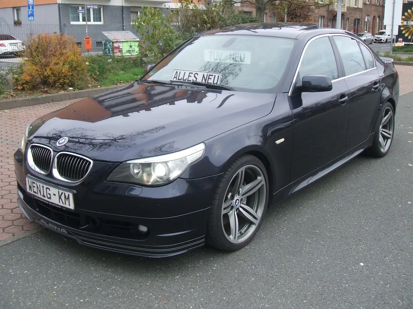 BMW 550 E60-M-Paket-V8-ALPINA- 400 PS* Voll-Extra-Wenig-Km Modrá - 1
