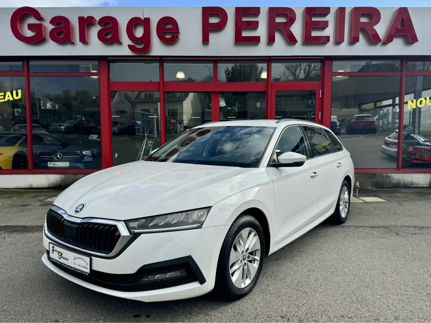 Skoda Octavia 2.0 TDI 116 COMBI AMBITION LED Blanc - 2