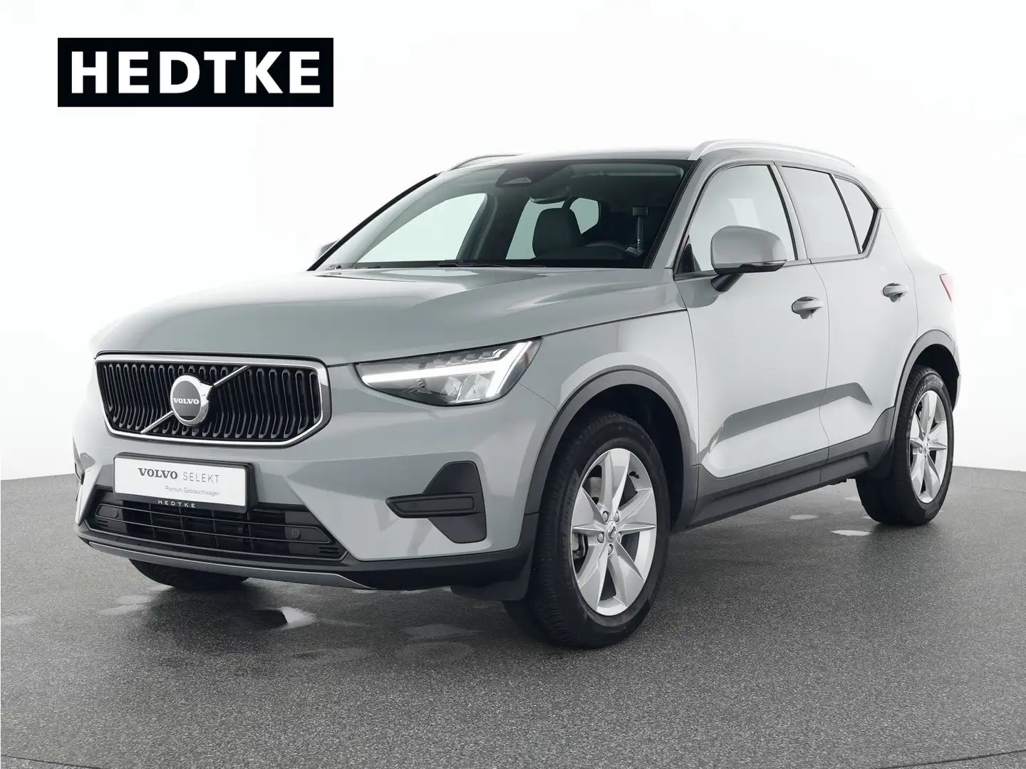 Volvo XC40 B3 Benzin Geartronic Core 18"+RFK+WINTER-PA Grau - 1
