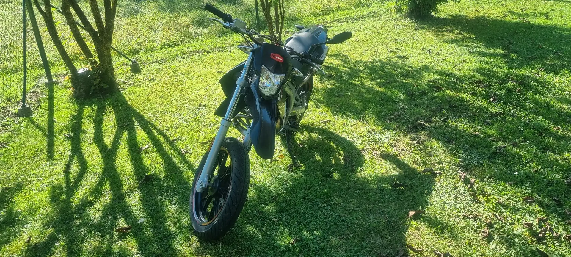 Aprilia SX 50 Schwarz - 2