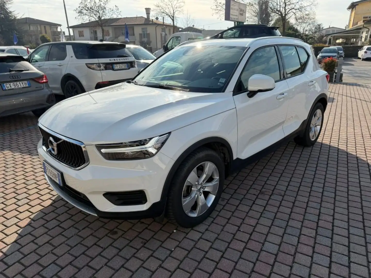 Volvo XC40 Geartronic Business Plus Bianco - 2