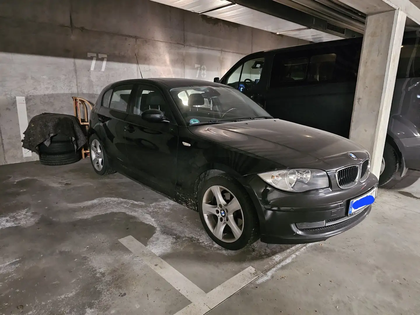 BMW 120 120i Schwarz - 1