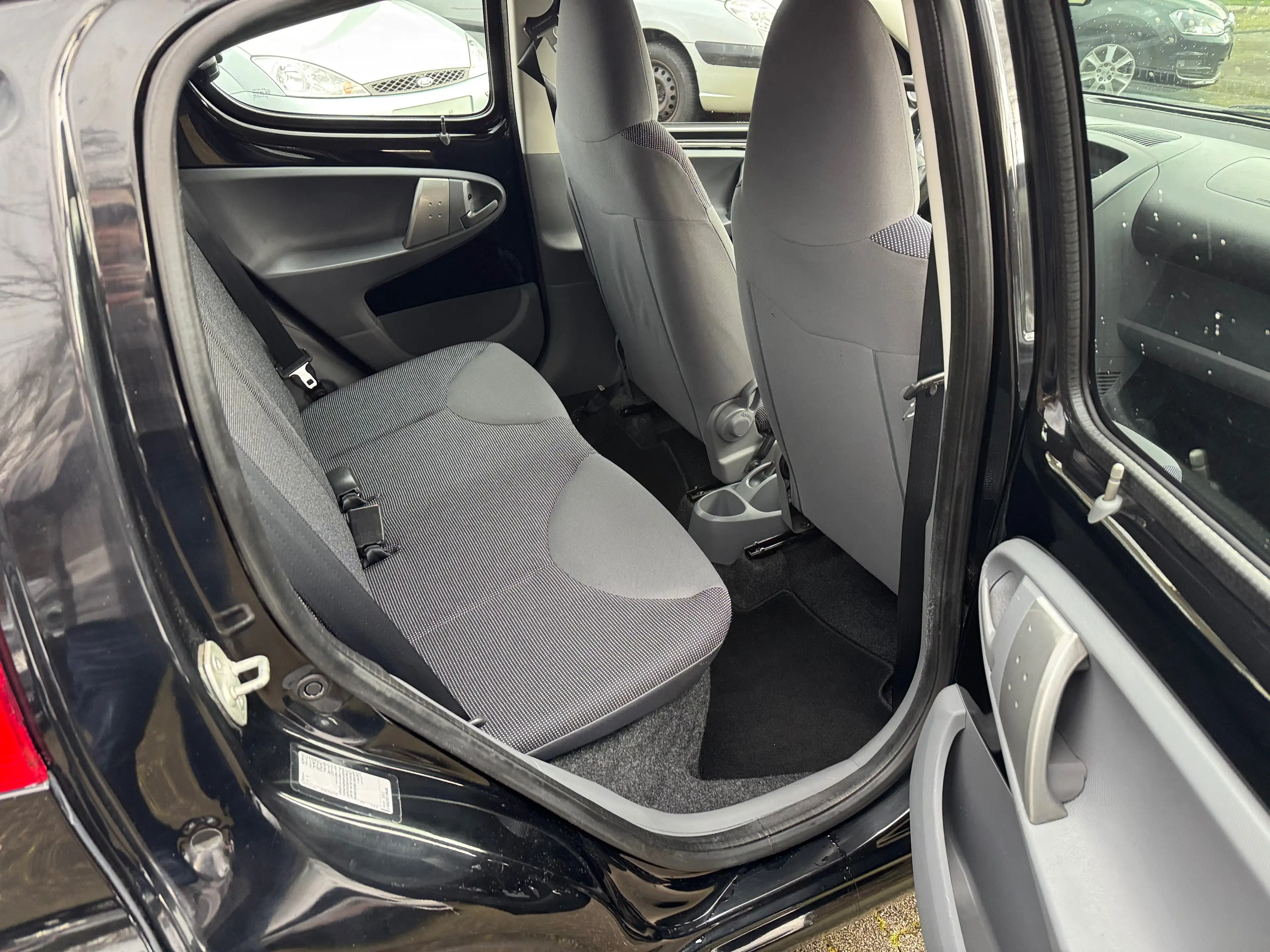 Peugeot 107 Filou,1. Hand, Lückenlos Scheckheft gepflegt — photo 8