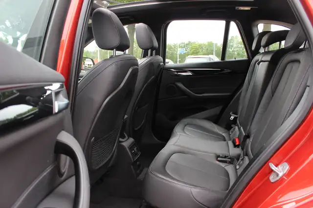 BMW X1 view 11