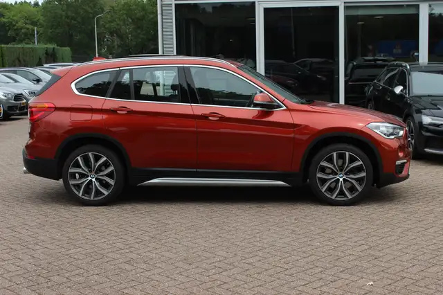 BMW X1 view 5