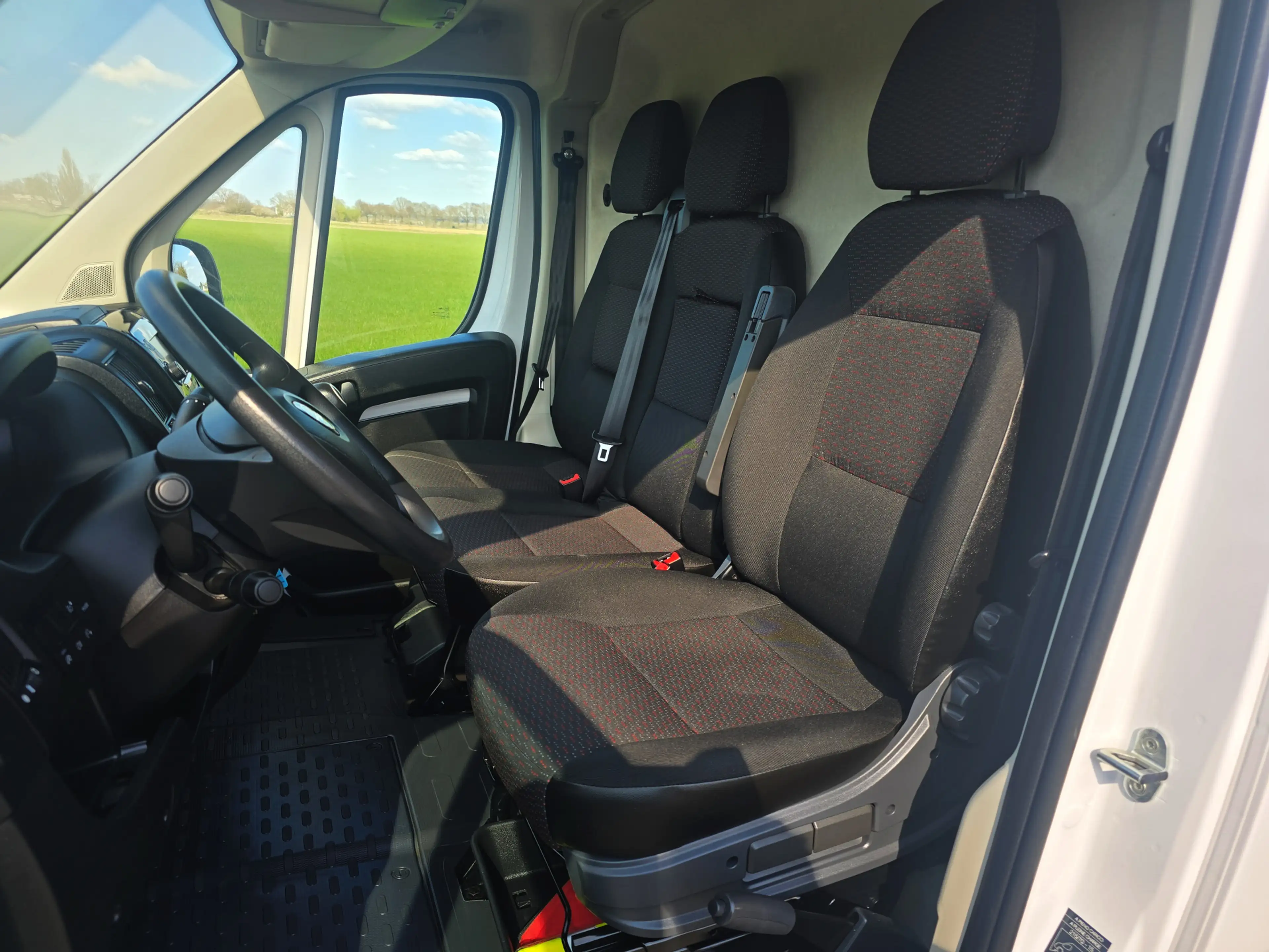 Opel Movano 2.2D 140 L2H2 3.5T - 140 Pk - Euro 6 - ParkeerCame — photo 19