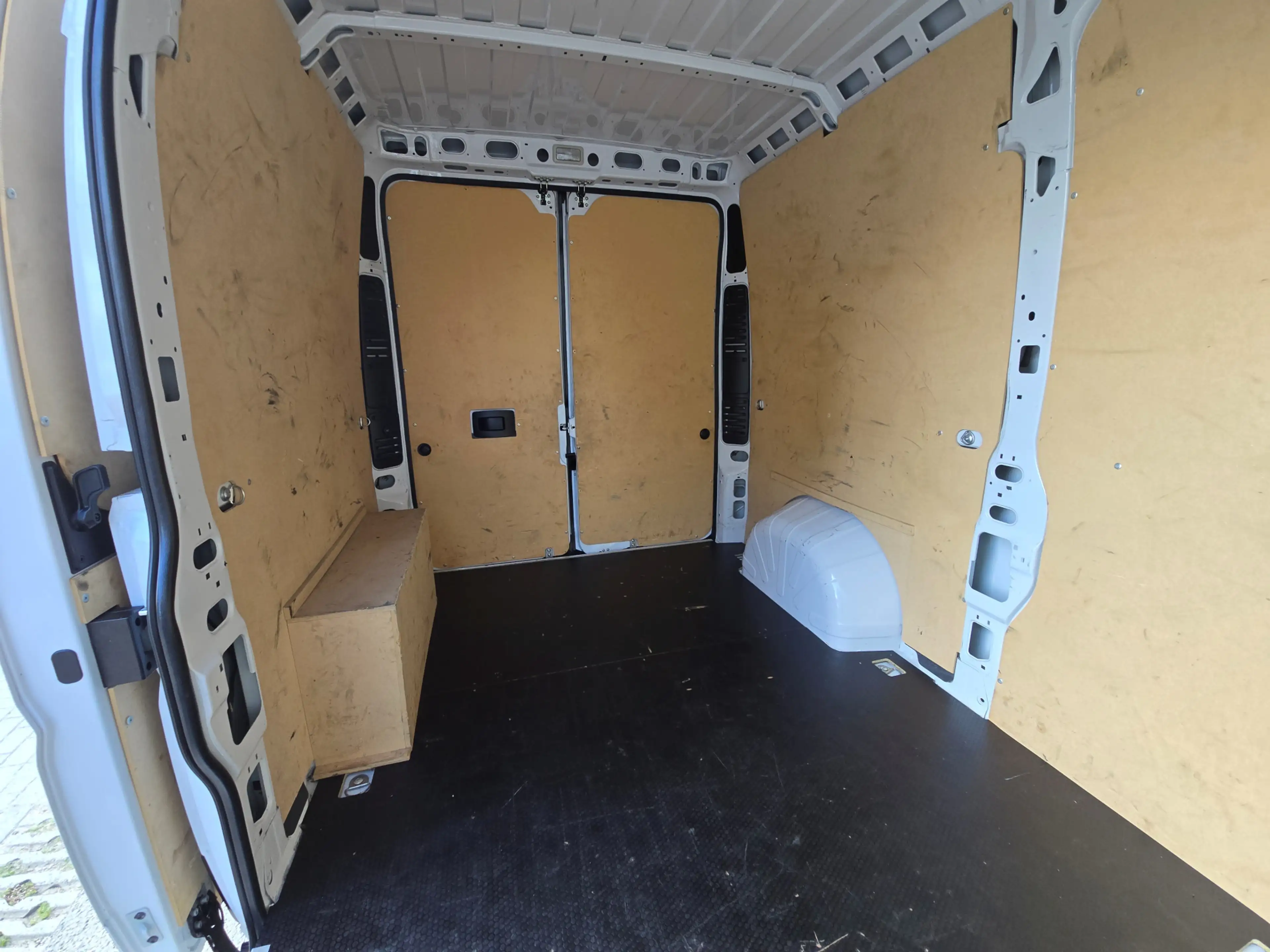 Opel Movano 2.2D 140 L2H2 3.5T - 140 Pk - Euro 6 - ParkeerCame — photo 24