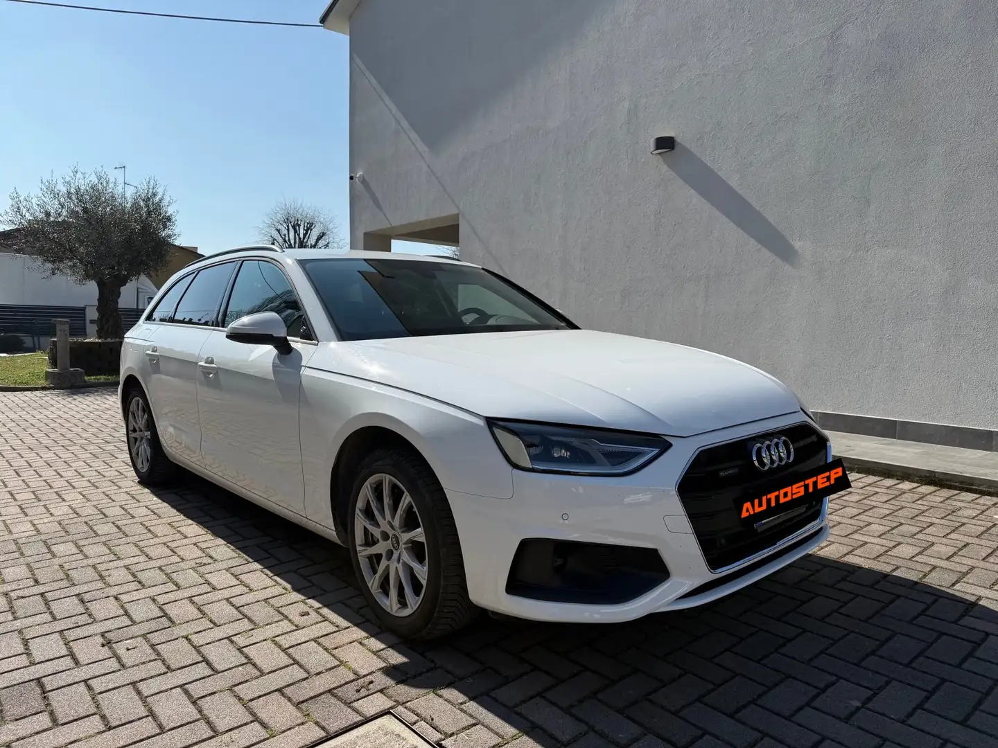 Audi A4 Avant 2.0 tdi mhev Business quattro 204cv s-tronic Blanco - 2