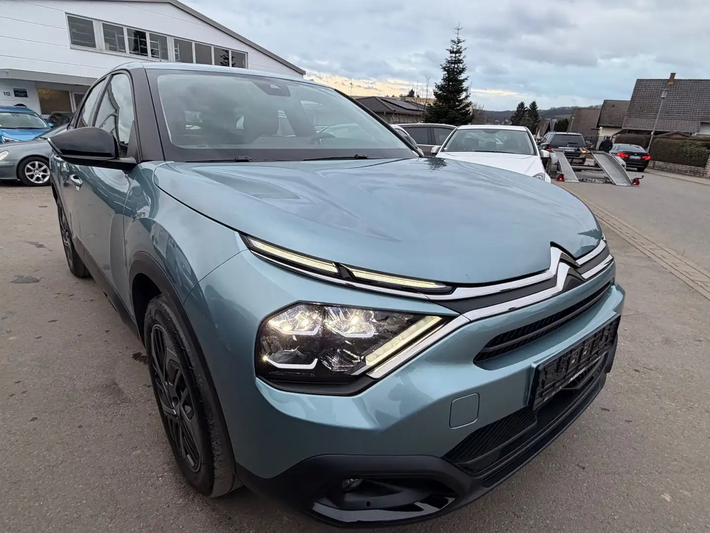 Citroen C4 Lim. Plus*NEU*TÜV*2023*NUR37KM*NAVI* Automati - 1