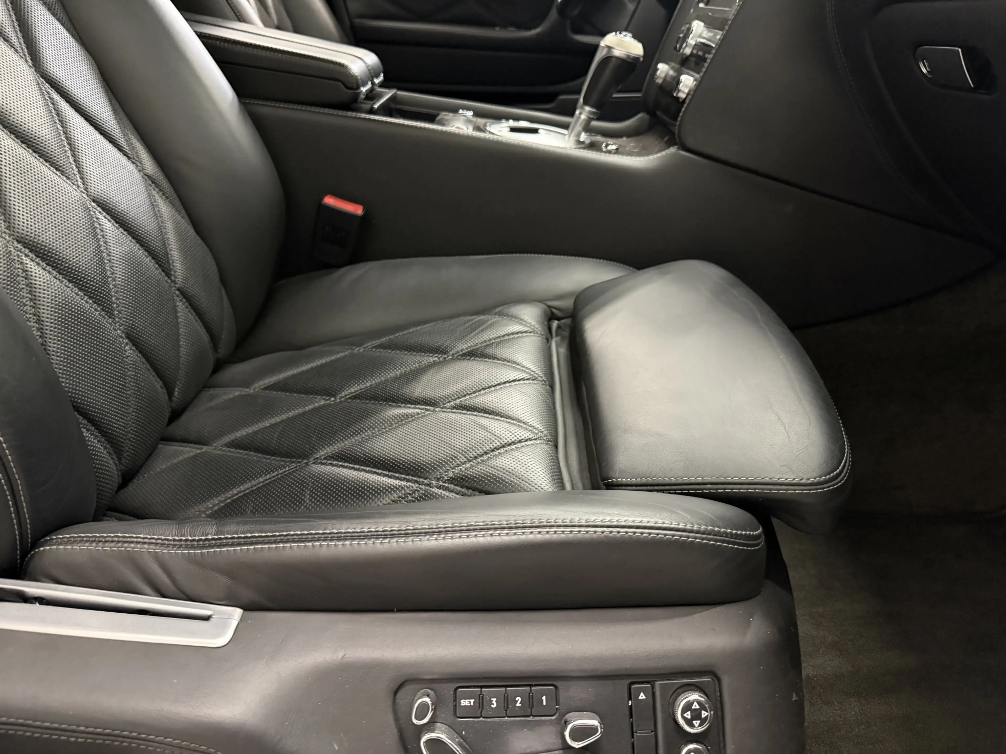 Bentley Flying Spur Continental 6.0 W12 Speed Mulliner TOPCONDITIE/UNI — photo 44