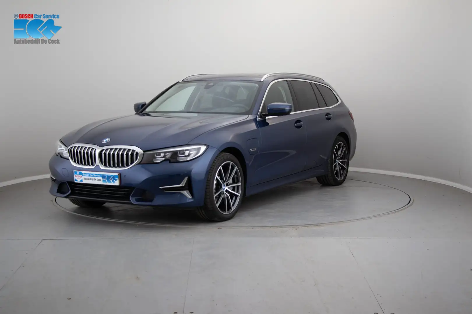 BMW 330 Touring 330 Luxury-Package, Pano-dak, Carplay Blauw - 1