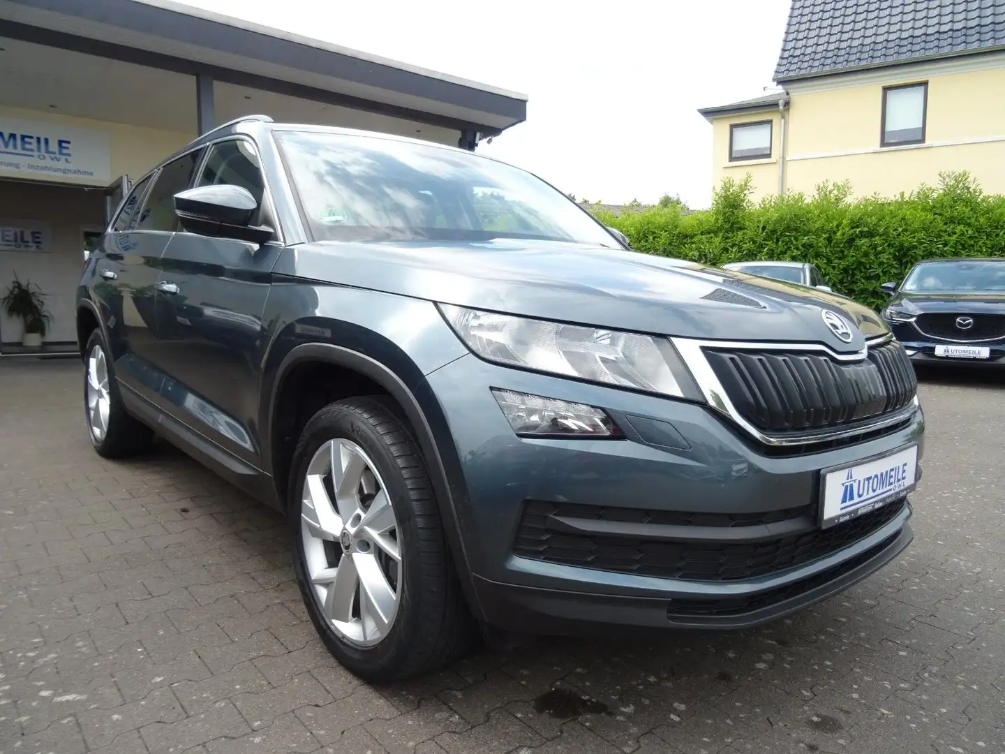 Skoda Kodiaq Ambition 4x4 2.HAND NAVI PDC SHZ AHK Grey - 2