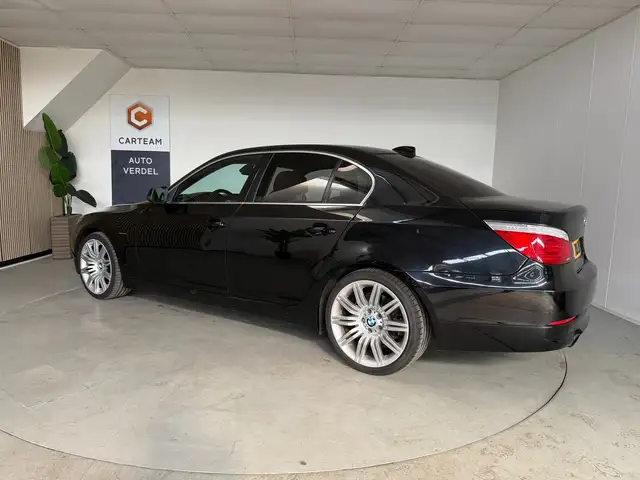 BMW 5 Series view 2