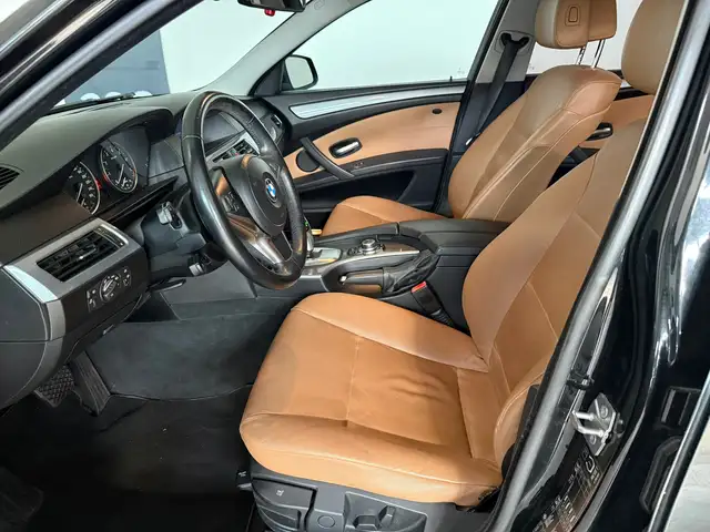 BMW 5 Series view 12