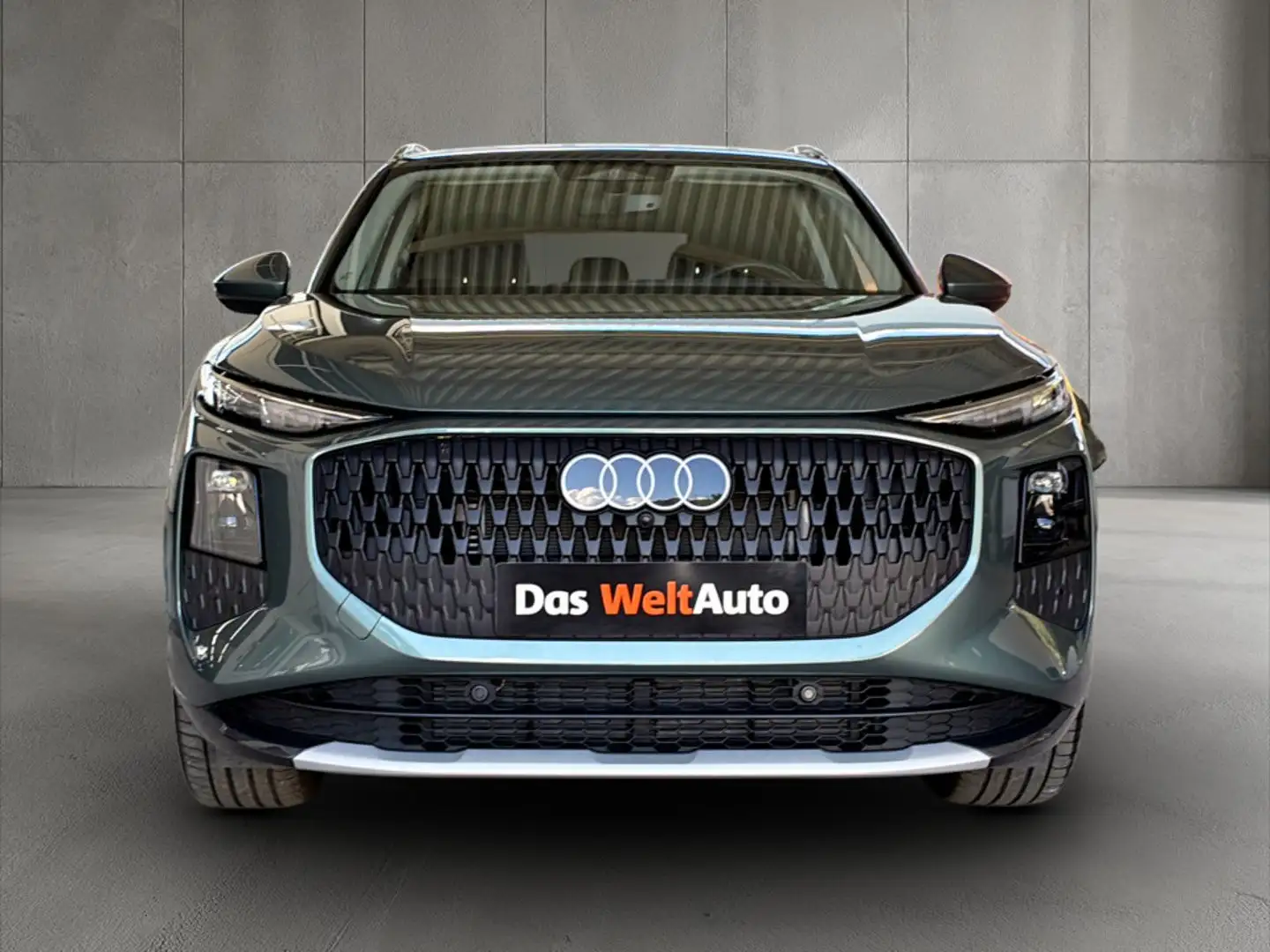 Audi Q3 TFSI quattro 150 kW  intense Grün - 2