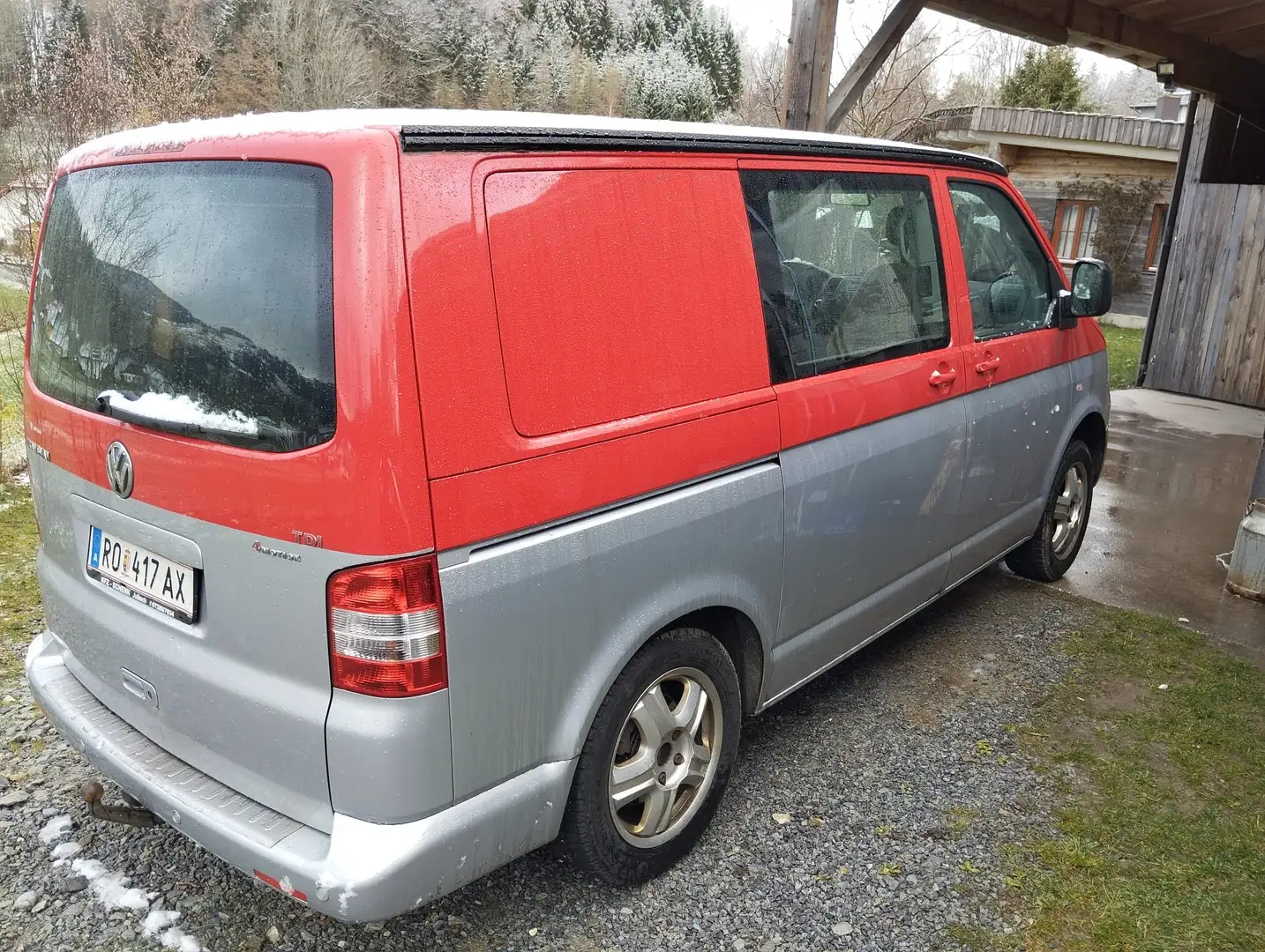 Volkswagen T5 Multivan Highline+2,5+TDI+4motion+D-PF Rot - 2