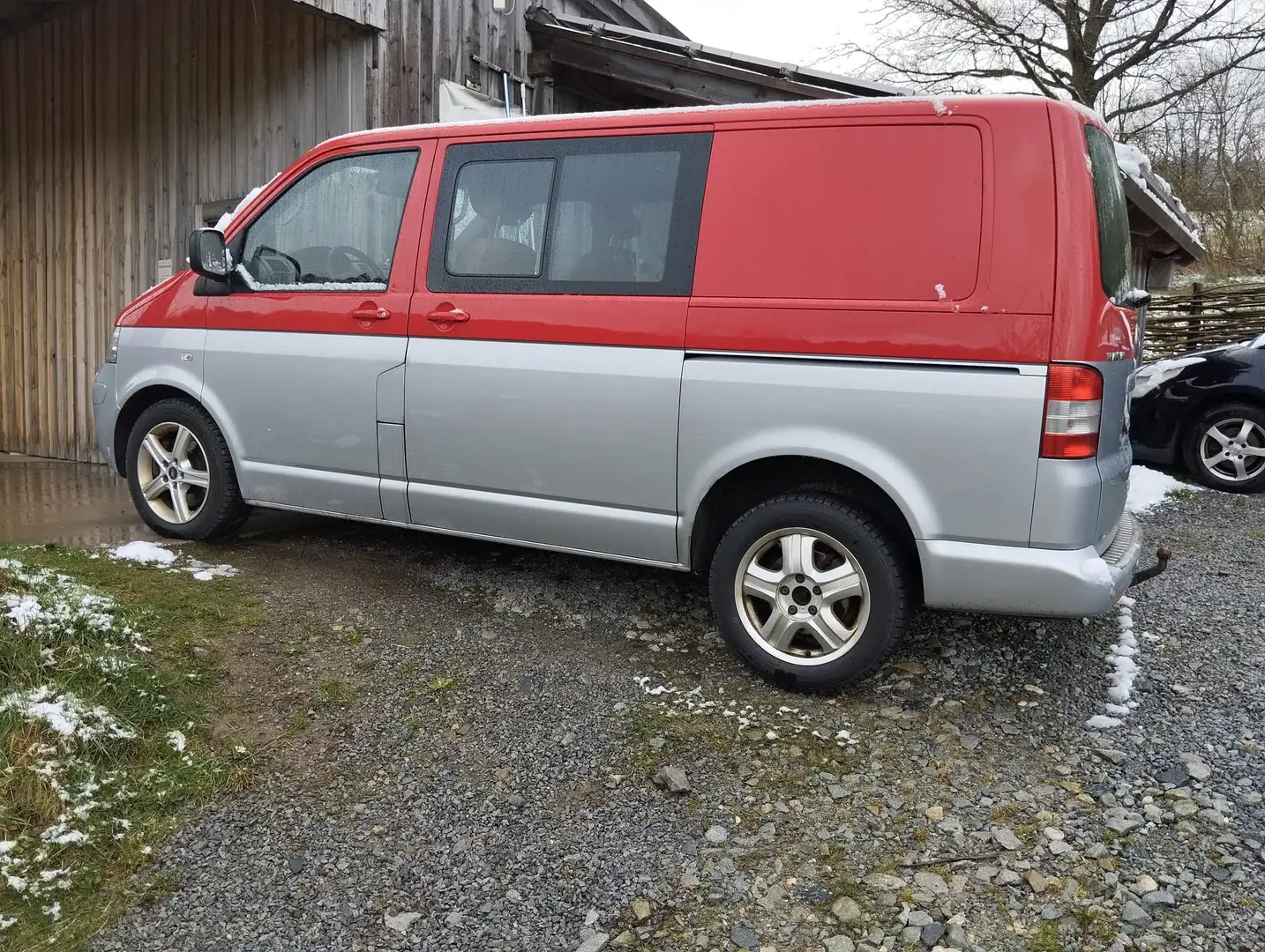 Volkswagen T5 Multivan Highline+2,5+TDI+4motion+D-PF Rot - 1