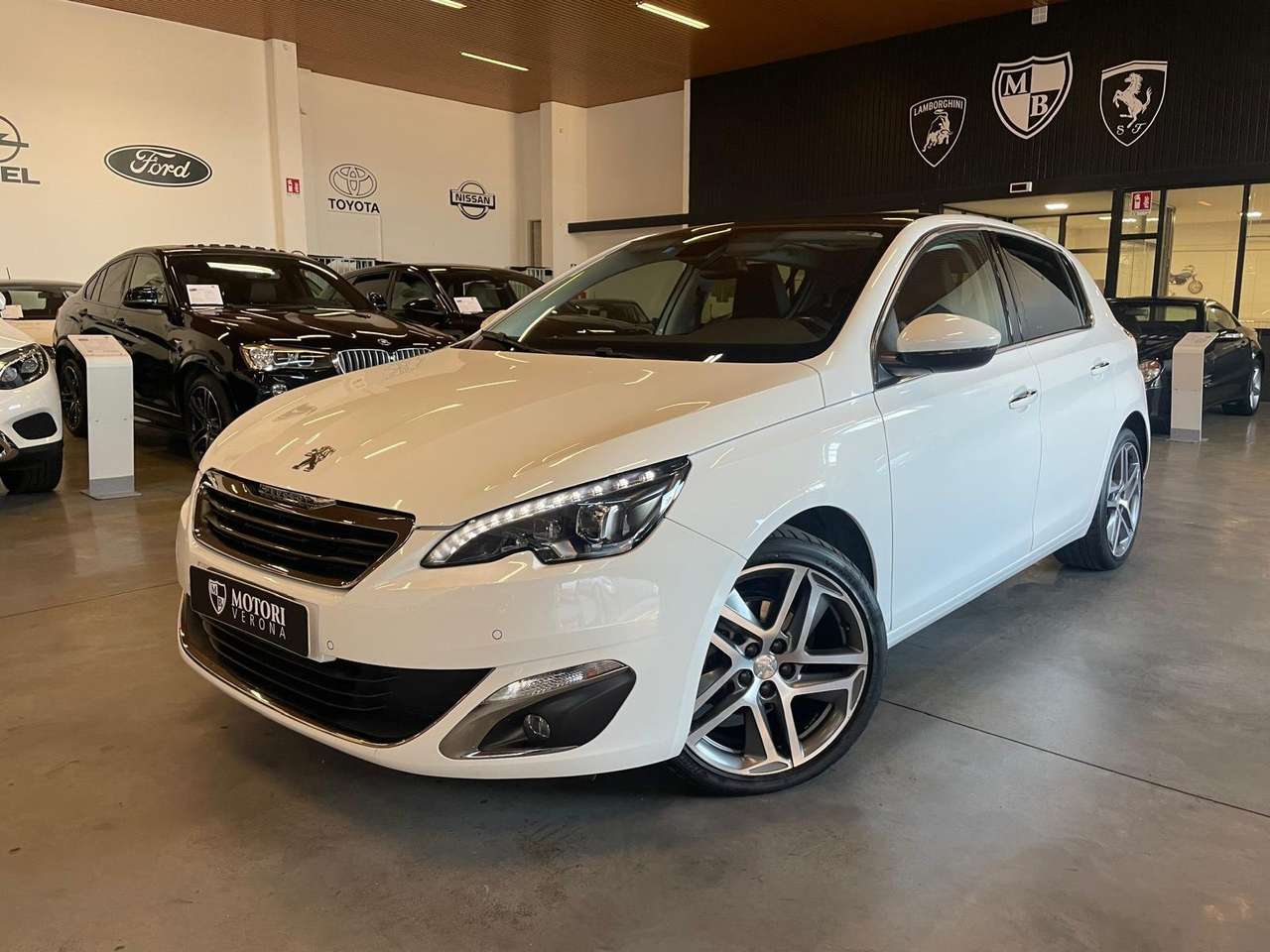 Peugeot 308 308 II 2013 5p 1.6 bluehdi Allure s