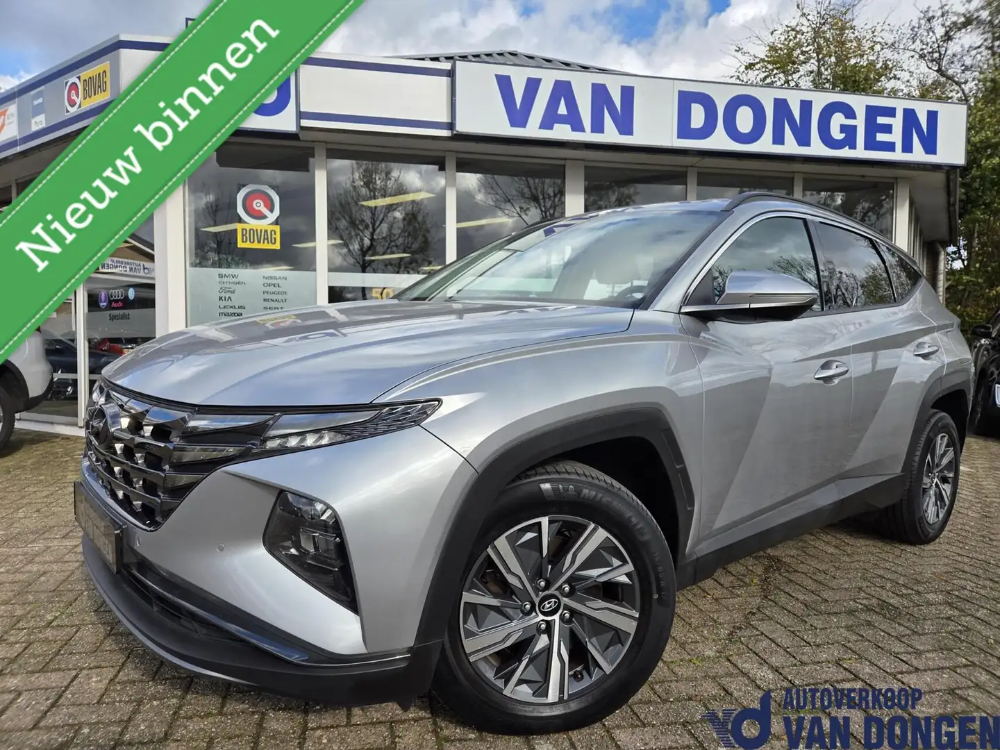 Hyundai TUCSON 1.6 T-GDI HEV Comfort Smart | Full Hybrid 230 PK Argent - 1