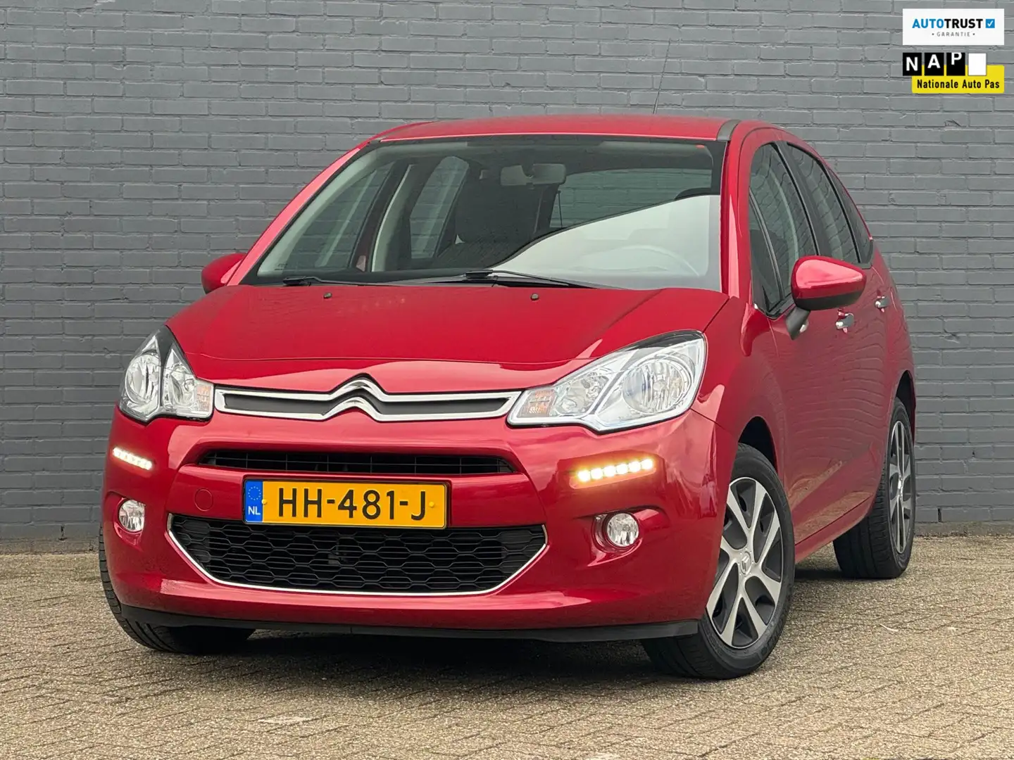 Citroen C3 1.2 PureTech | AUTO.M | LAGE KM | 3 MND GARANTIE Rood - 1