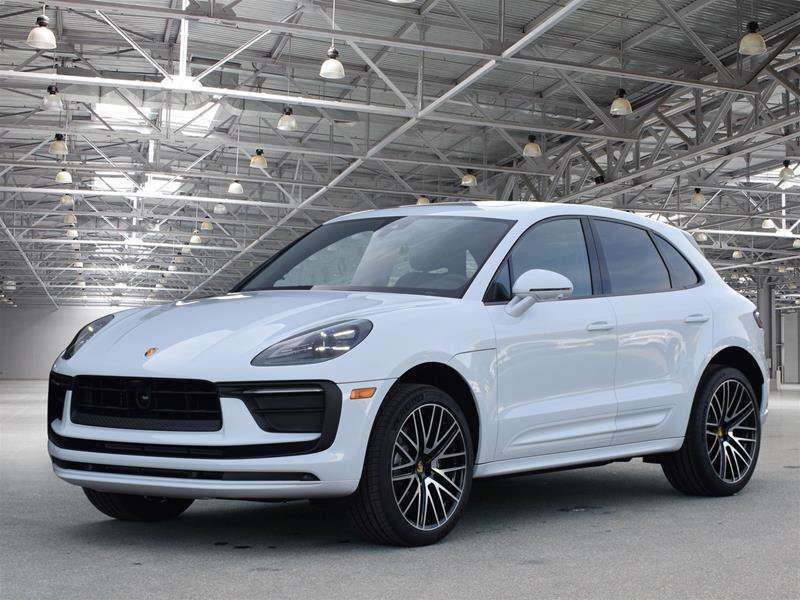 2025 Porsche Macan Base White
