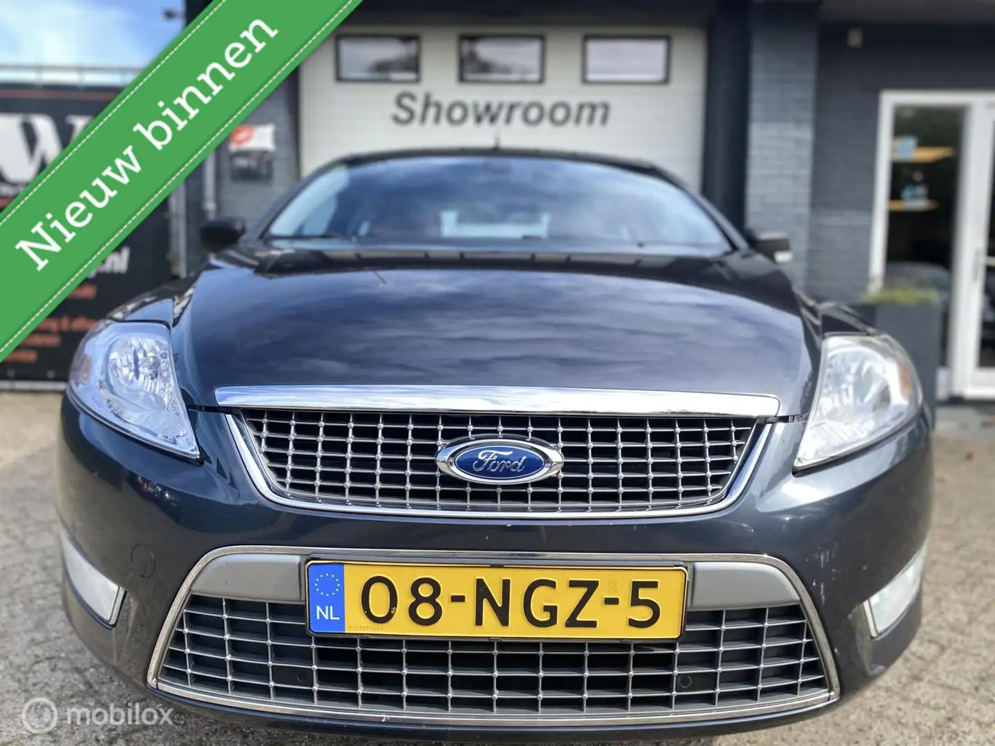 Ford Mondeo 2.0 Trend met nieuwe APK! Gris - 2